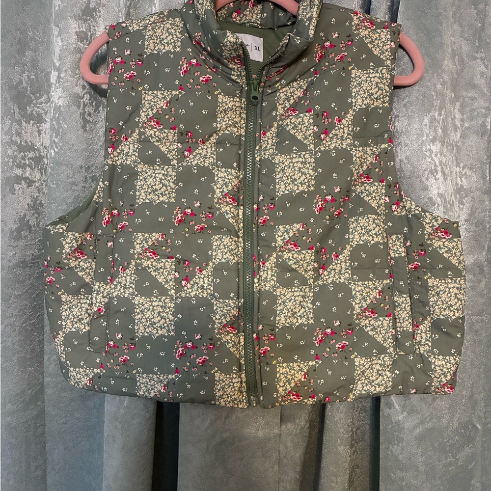 love, Fire womens croppedFloral Quilted Vest - Green and Pink